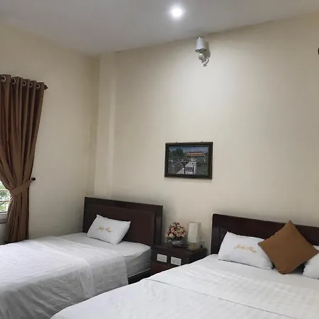 Maily Hostel Hue Exterior photo